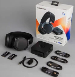 SteelSeries Arctis Pro Wireless -Nintendo Winkel 1001853