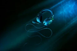 Razer Blackshark V2 Gaming Headset + USB Mic Enhancer 17 Razer Blackshark V2 Gaming Headset + USB Mic Enhancer -Nintendo Winkel 1469361