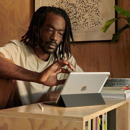 Apple IPad (2021) 10.2 Inch 256GB Wifi + 4G Zilver + Apple Pencil (1e Generatie) 6 Apple IPad (2021) 10.2 Inch 256GB Wifi + 4G Zilver + Apple Pencil (1e Generatie) - Afbeelding 6