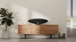 Bowers & Wilkins Zeppelin Zwart -Nintendo Winkel 1651295