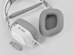 Corsair HS80 RGB Gaming Headset Wit -Nintendo Winkel 1754846