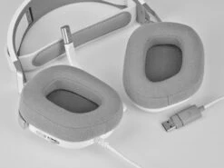 Corsair HS80 RGB Gaming Headset Wit -Nintendo Winkel 1754847