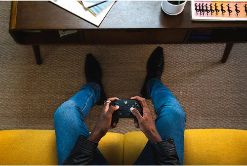 MICROSOFT Xbox Series X + F1 23 + Tweede Controller Zwart 15 MICROSOFT Xbox Series X + F1 23 + Tweede Controller Zwart - Afbeelding 15