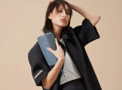 Fresh 'n Rebel Bold L2 Blauw 15 Fresh 'n Rebel Bold L2 Blauw -Nintendo Winkel 1899993