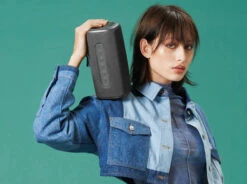 Fresh 'n Rebel Bold L2 Zwart 12 Fresh 'n Rebel Bold L2 Zwart -Nintendo Winkel 1900004