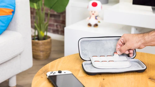 Nintendo Switch OLED Wit + Just Dance 2024 + BlueBuilt Beschermhoes 16 Nintendo Switch OLED Wit + Just Dance 2024 + BlueBuilt Beschermhoes - Afbeelding 16