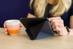 Kobo Libra 2 Wit + BlueBuilt Book Case Zwart 35 Kobo Libra 2 Wit + BlueBuilt Book Case Zwart -Nintendo Winkel 1939595