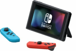 Nintendo Switch Rood/Blauw + Switch Sports + 3 Maanden Nintendo Online + Beschermhoes -Nintendo Winkel 1982857 1
